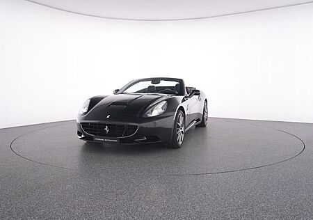 Ferrari California 30 2. Hand - tadellose Historie