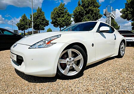 Nissan 370Z Pack Coupé V6 / Navi / Klima / Xenon / BOSE