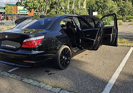 BMW 523i touring -