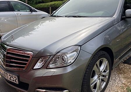 Mercedes-Benz 250