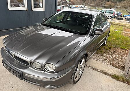 Jaguar X-Type 3.0 V6 Executive Allrad 169 Kw