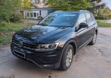 VW Tiguan Volkswagen 2.0 DSG 4x4 Highline/Offroad, Alcantara..