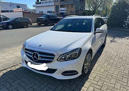 Mercedes-Benz E 250 BlueTEC 4MATIC T Autom. -
