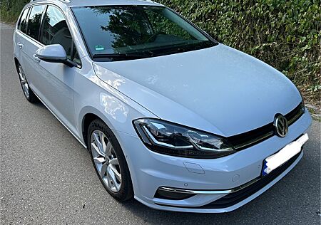 VW Golf Volkswagen 1.5 TSI ACT DSG Highline Variant Highline