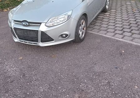 Ford Focus 1,5 TDCi 70kW Business Turnier Busines...
