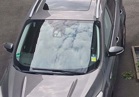 Ford Kuga 1,5 EcoBoost 4x2 110kW Titanium Titanium