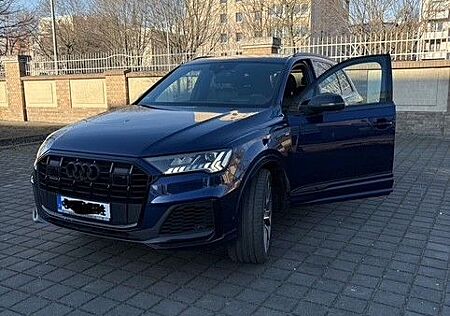Audi Q7 50 TDI quattro 7-Si Softclose HuD S-Line