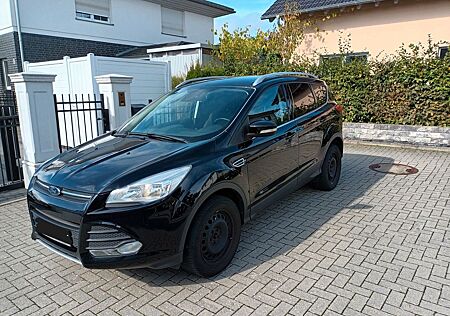 Ford Kuga 1,5 EcoBoost 2x4 110kW SYNC Edition SYN...