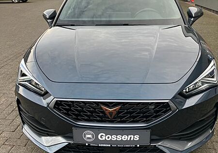 Cupra Leon ST 1,5 TSI DSG Navi RFK LED ACC Panoramada