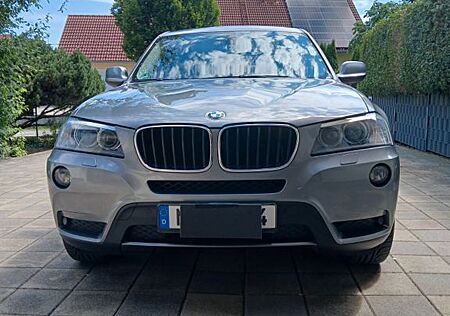BMW X3 xDrive20d -Autom.- AHK