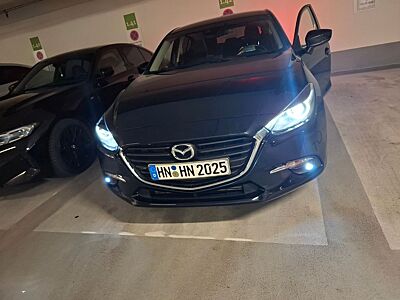 Mazda 3 aus 2017 150PS Diesel nur 157tkm Xenon TÜV neu