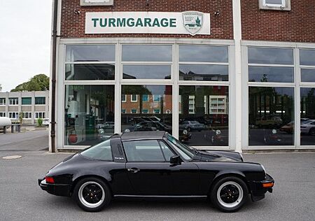 Porsche 911 Urmodell 911 3.0 SC Targa
