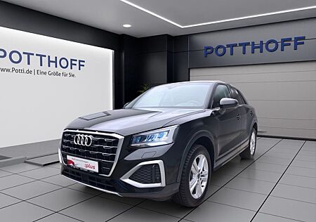 Audi Q2 30 TFSI ADVANCED PDC LED AHK LM17