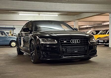 Audi S8 PLUS tiptronic quattro