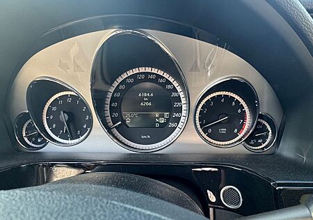 Mercedes-Benz E 350 Avantgarde | 6.200 km | Folien wie neu