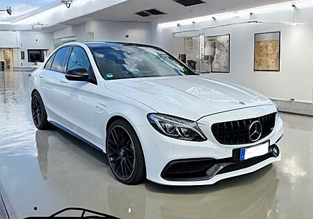 Mercedes-Benz C 63 AMG C63 AMG S *HUD*Perfer.Sitze*Driver s Package