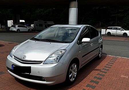 Toyota Prius II (NHW20), TÜV frisch