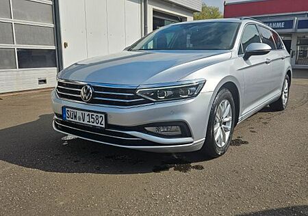 VW Passat Volkswagen 2.0 TDI SCR DSG Business Business