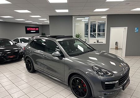 Porsche Cayenne GTS | 18. W.| Pano | Chrono | Bose | 21