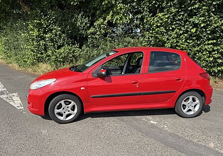Peugeot 206 1.4 75 -