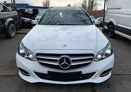 Mercedes-Benz E 300 T BlueTec Hybrid Avantgarde Leder Pano