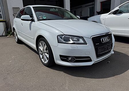 Audi A3 Sportback 2.0 TDI Ambition quattro TÜV NEU