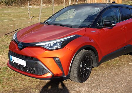 Toyota C-HR 2.0-l-VVTi Hybrid Orange Edition Orange...
