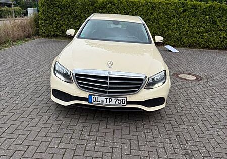 Mercedes-Benz 200