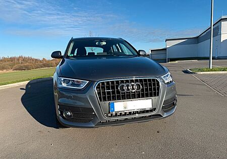 Audi Q3 2.0 TFSI S tronic quattro