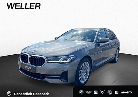 BMW 530i xD Tour. Laser DriAss KomfSitz HUD Kam HiFi
