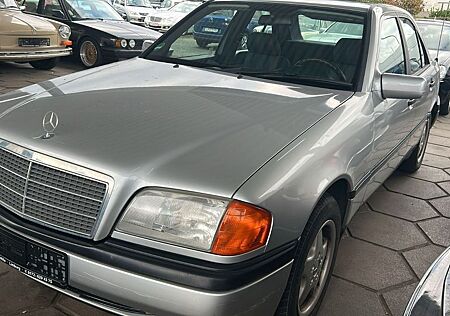 Mercedes-Benz C 180 , Tüv 03/27