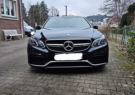 Mercedes-Benz E 63 AMG S 4MATIC AMG S AMG DRIVERS PACKAGE