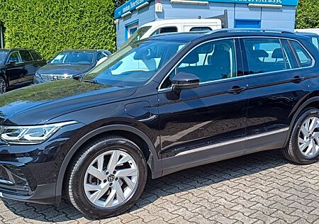 VW Tiguan Volkswagen eHybrid Elegance-Navi-Alcantara-18"-AHKsc