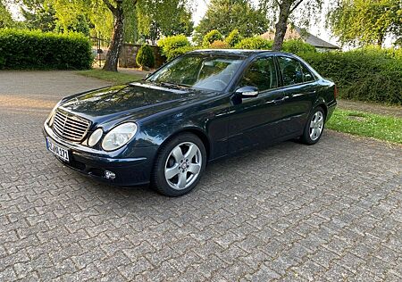 Mercedes-Benz E 220 CDI AVANTGARDE Avantgarde