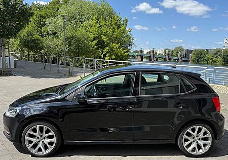 VW Polo Volkswagen 1.4 TDI 90 PS/Navigation/PDC/Euro6