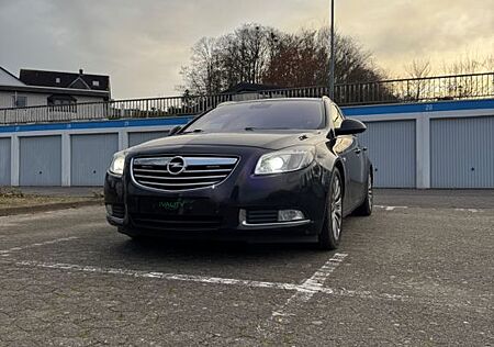 Opel Insignia Sports Tourer Diesel Manuell