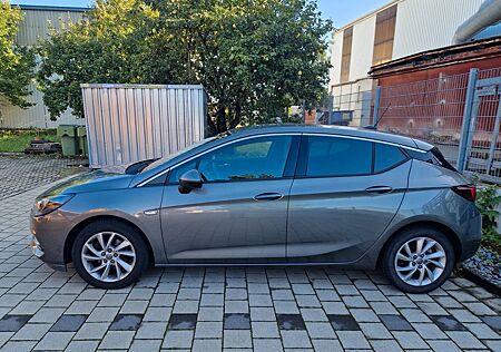 Opel Astra 1.2 Direct Inj Turbo 107kW Business Ed...