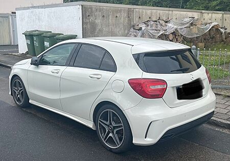 Mercedes-Benz A 200 AMG Line AMG Line