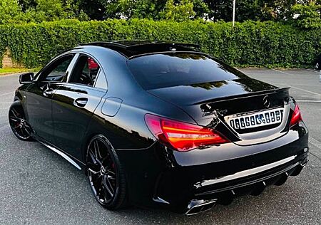 Mercedes-Benz CLA 200 Urban Urban