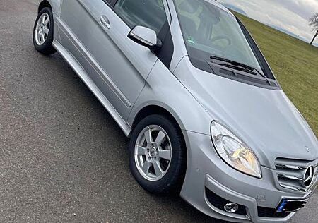 Mercedes-Benz B 180 CDI -