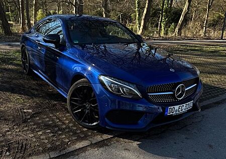 Mercedes-Benz C 400 4MATIC AMG Line Autom. AMG Line