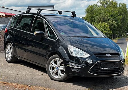 Ford S-Max Titanium*NAVI*SITZHZNG*TEMP*PDC*AHK*