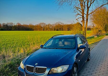 BMW 320i Touring I M Paket I Panorama I Tüv Neu
