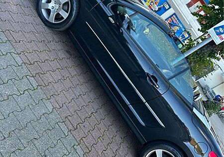 Peugeot 207 CC Black & White Edition 120 Black & Whi...