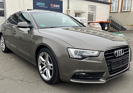 Audi A5 SPORTBACK 2.0TDI GLASDACH/AUTOMATIK/NAVI/18"