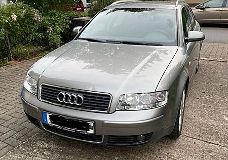 Audi A4 2.0 Avant Motorüberholt und TÜV Neu