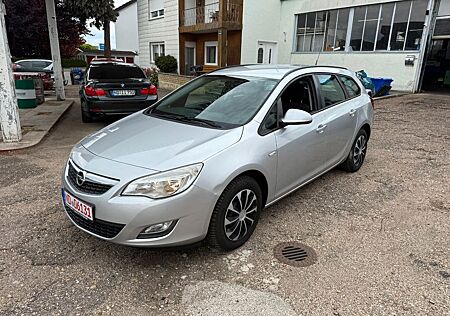 Opel Astra Sports Tourer 1.4 KD+HU NEU*KLIMA*AHK