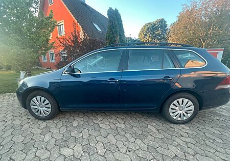 VW Golf Volkswagen 6 Variant 1.6 TDI | EZ 10/2011 | 164.000