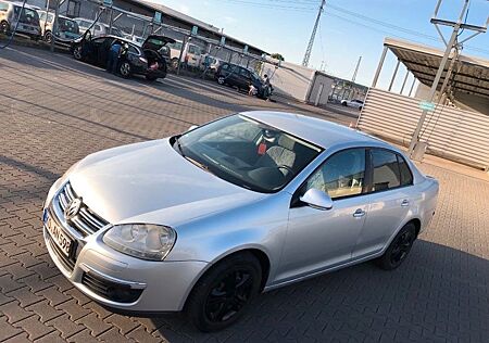 VW Jetta Volkswagen 1.6 Comfortline Comfortline