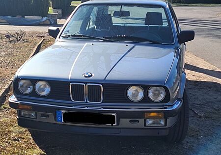 BMW 316 E30 vfl 90PS